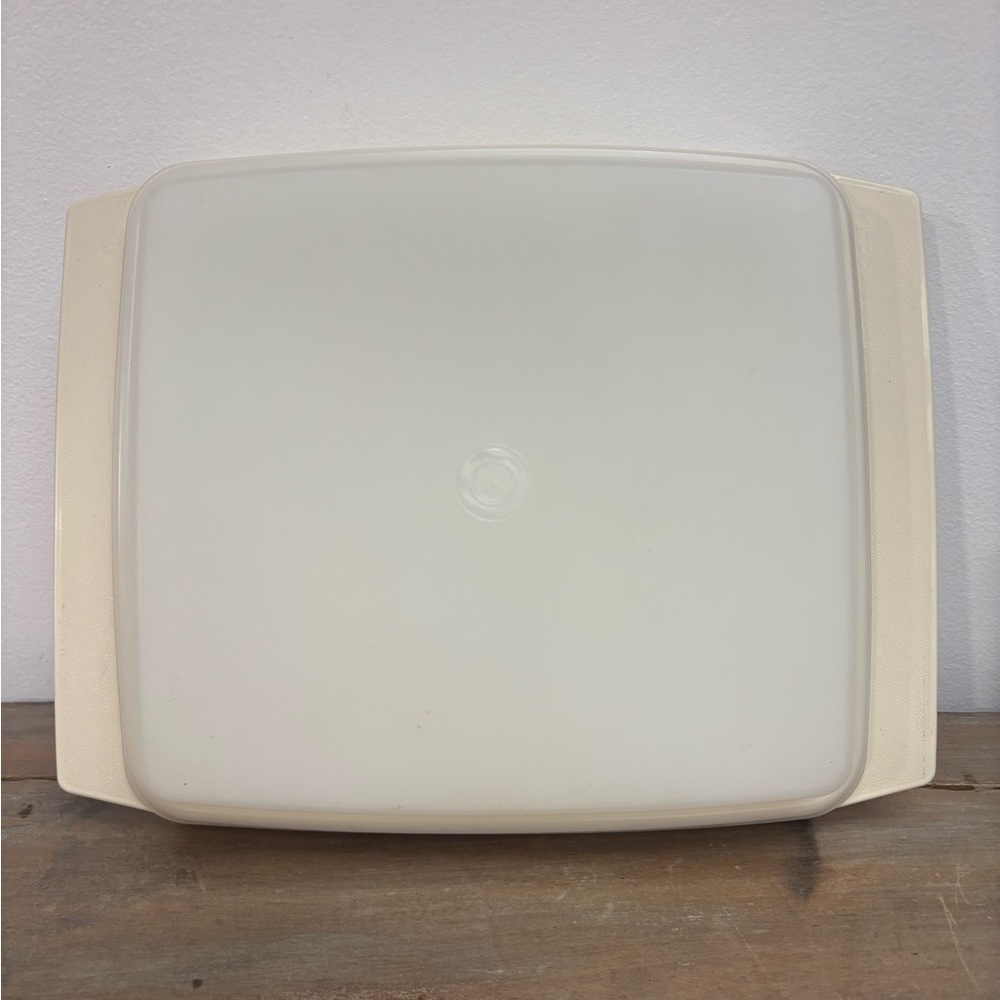 Vintage Tupperware Deviled Egg Container